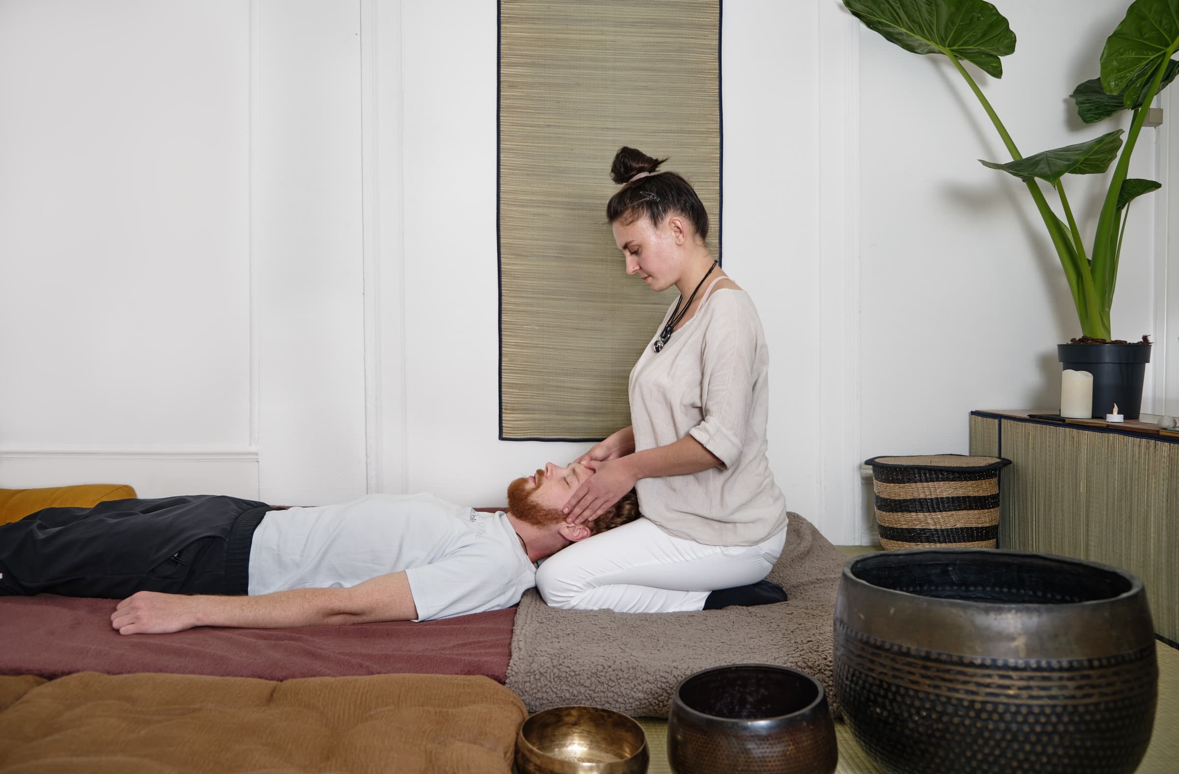 Elis giving a Zen Shiatsu treatment in her treatment room